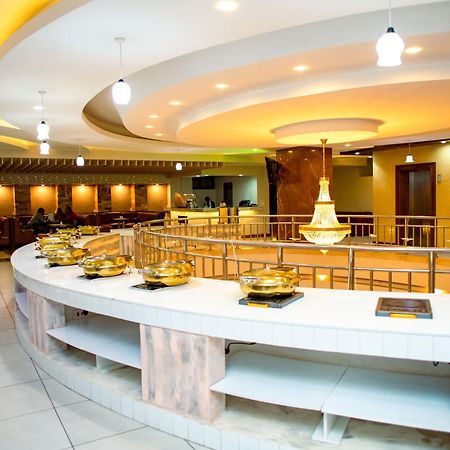 Gold Crest Hotel Μουάνζα Εξωτερικό φωτογραφία